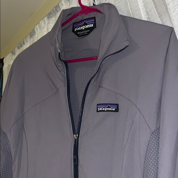 Patagonia jacket. - Picture 3 of 8